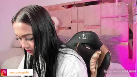 Snapshot of ween_sheng_ chatting on 03/04/26, 05:08 Wennsheng online show from 03/04/26, 05:08