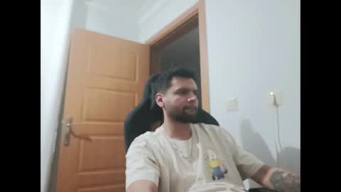 Snapshot of weezing442 chatting on 02/02/26, 08:18 alp online show from 02/02/26, 08:18