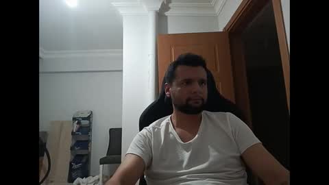 Snapshot of weezing442 chatting on 04/03/26, 05:22 alp online show from 04/03/26, 05:22