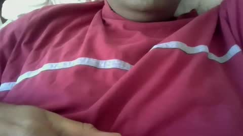 Snapshot of wefjkasdhfsn chatting on 10/23/25, 04:39 Your Toy Joy Boy online show from 10/23/25, 04:39