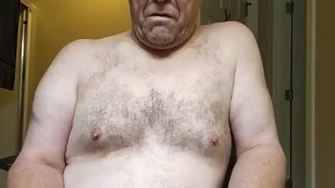 Snapshot of welderod chatting on 06/20/26, 11:02 welderod online show from 06/20/26, 11:02