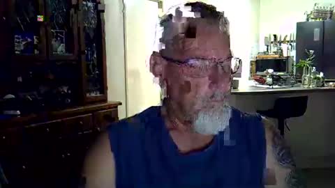 Snapshot of wellhelloo chatting on 02/13/26, 05:31 Wellhelloo online show from 02/13/26, 05:31