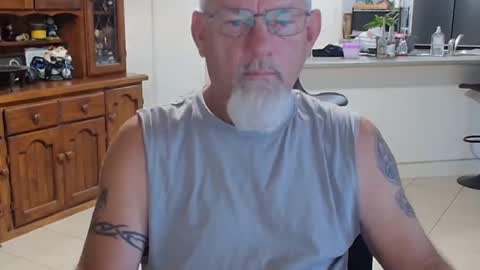 Snapshot of wellhelloo chatting on 02/21/26, 07:48 Wellhelloo online show from 02/21/26, 07:48