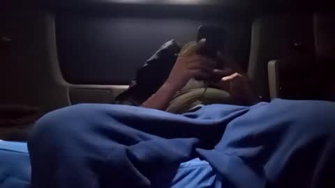 Snapshot of wellhung19781 chatting on 04/05/26, 02:25 wellhung19781 online show from 04/05/26, 02:25