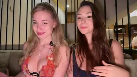 Snapshot of wellicaren chatting on 04/02/26, 02:47 CAREN online show from 04/02/26, 02:47