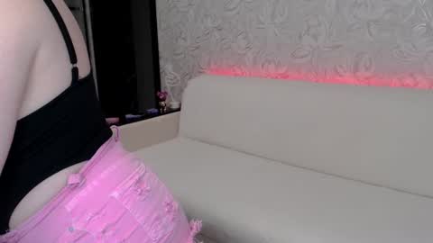 Snapshot of wells1kelly chatting on 02/20/25, 07:19 Your blonde Kelly online show from 02/20/25, 07:19