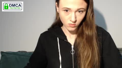 Milena online show from 09/28/25, 08:36