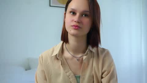 Nora online show from 09/09/25, 06:35