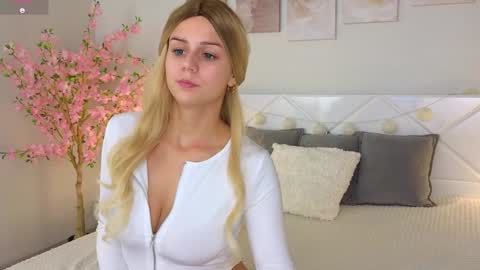 Im Wendy online show from 12/15/24, 09:42