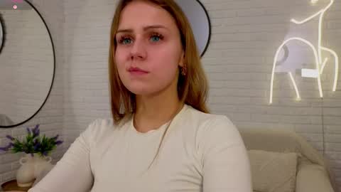 Snapshot of wendy__doll chatting on 02/25/26, 09:02 Im Wendy online show from 02/25/26, 09:02