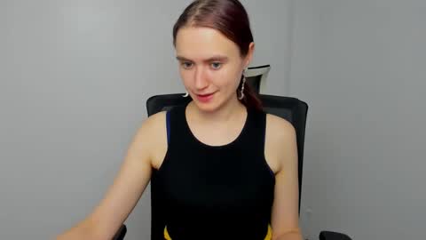 Snapshot of wendy_say_ chatting on 12/05/24, 10:45 Wendy online show from 12/05/24, 10:45