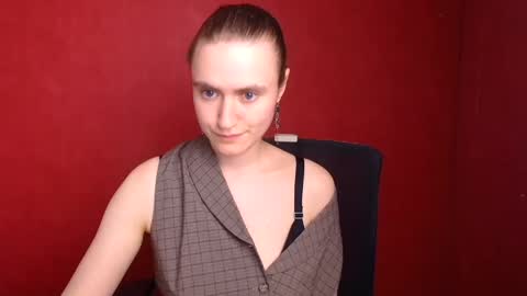 Snapshot of wendy_say_ chatting on 02/05/25, 11:39 Wendy online show from 02/05/25, 11:39