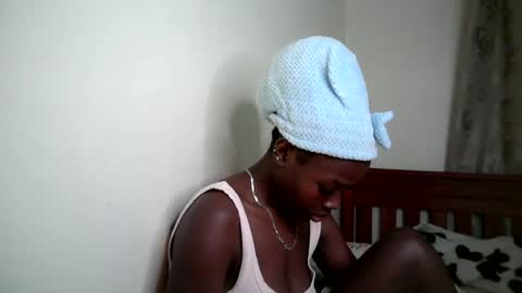 Snapshot of wendy_shancy chatting on 06/13/26, 05:55 shancy online show from 06/13/26, 05:55