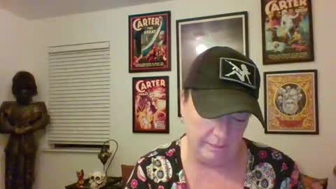 WendyCU online show from 11/02/25, 04:37