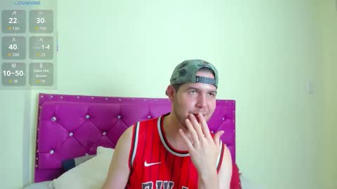 Snapshot of wendyyhot69 chatting on 03/17/26, 09:29 wendyyhot69 online show from 03/17/26, 09:29