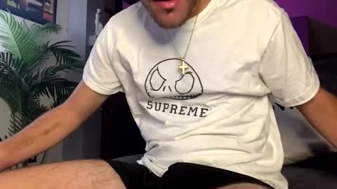 Topjitt online show from 12/23/25, 04:32