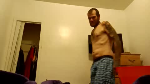 Snapshot of wertschris187 chatting on 12/01/25, 08:41 wertschris187 online show from 12/01/25, 08:41