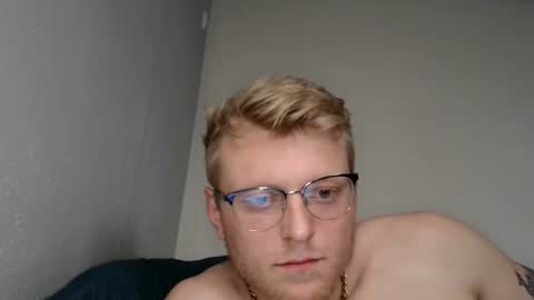 Snapshot of wesdenver chatting on 02/15/26, 11:45 wesdenver online show from 02/15/26, 11:45