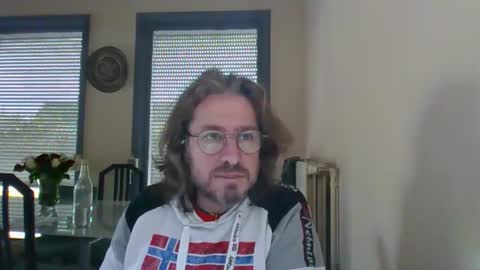 Snapshot of wesh_wesh chatting on 12/22/25, 10:01 wesh wesh online show from 12/22/25, 10:01