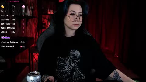 little girl who is always rightLisa online show from 03/19/26, 01:20