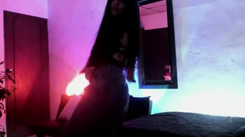 Snapshot of west_ta chatting on 03/07/25, 02:57 tatty online show from 03/07/25, 02:57