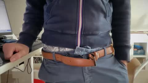 wet_adidasboy online show from 10/30/25, 08:49