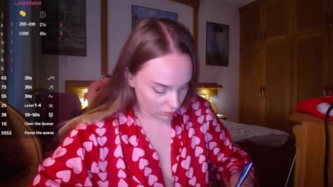 Lana online show from 04/30/26, 05:30