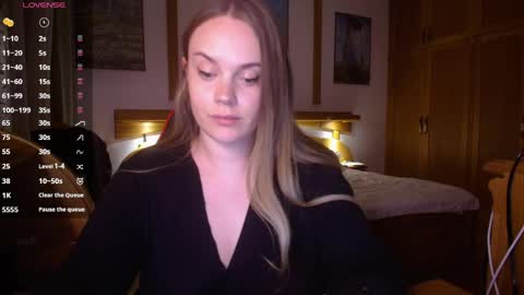 Lana online show from 05/12/26, 08:28