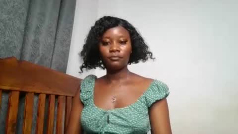 wet_pussieyy online show from 06/15/26, 05:31