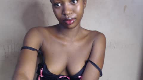 Bella online show from 05/14/26, 12:01