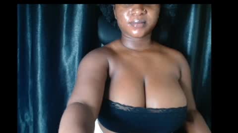 Snapshot of wet_xxpussy55 chatting on 06/17/26, 04:15 Sonia online show from 06/17/26, 04:15