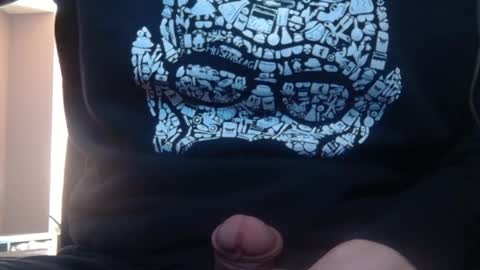Snapshot of wetbigdickstream chatting on 05/05/26, 10:01 Wetbigdickstream online show from 05/05/26, 10:01