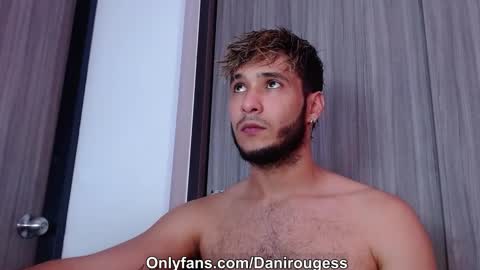 Mia and Dylan online show from 10/11/25, 12:43