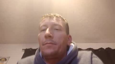 Snapshot of wetduck77777 chatting on 02/19/26, 08:21 wetduck77777 online show from 02/19/26, 08:21