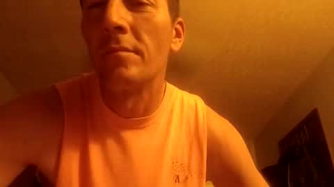 Snapshot of wetduck77777 chatting on 03/26/26, 07:58 wetduck77777 online show from 03/26/26, 07:58