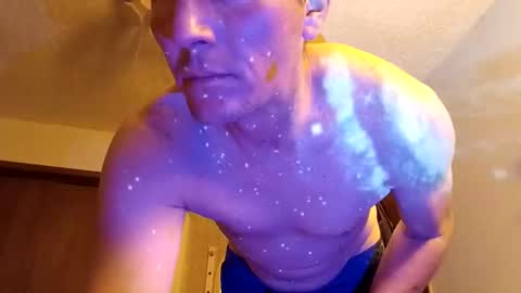 Snapshot of wetduck77777 chatting on 03/27/26, 08:37 wetduck77777 online show from 03/27/26, 08:37