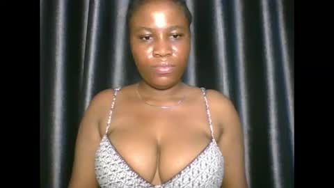 wetfatpussy_ online show from 10/14/25, 09:37