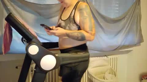 Wetgerman online show from 09/21/25, 03:46