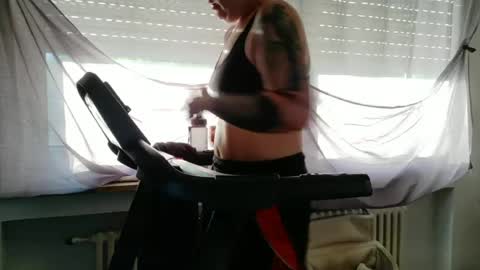 Snapshot of wetgerman2 chatting on 06/19/26, 04:39 Wetgerman online show from 06/19/26, 04:39