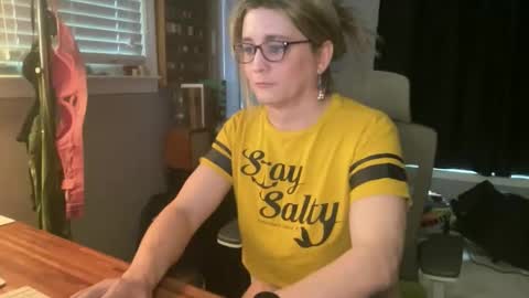 Snapshot of wetrainbows chatting on 02/19/26, 05:53 WetRainbows online show from 02/19/26, 05:53