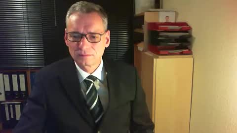 Franz online show from 12/02/25, 09:21