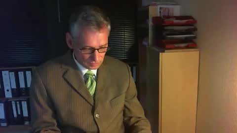 Franz online show from 05/05/26, 04:48