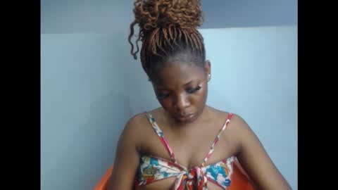 Snapshot of wetxxbabe chatting on 10/17/25, 11:13 wetxxbabe online show from 10/17/25, 11:13