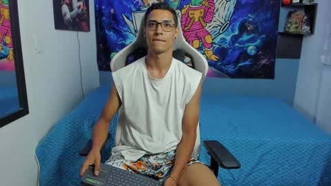 Snapshot of wexx_ chatting on 01/27/25, 10:16 wex online show from 01/27/25, 10:16