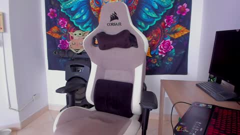 Snapshot of wexx_ chatting on 01/29/25, 05:35 wex online show from 01/29/25, 05:35