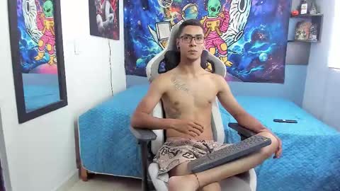 Snapshot of wexx_ chatting on 02/18/25, 08:58 wex online show from 02/18/25, 08:58