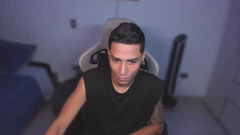 Snapshot of wexx_ chatting on 01/08/26, 04:37 wex online show from 01/08/26, 04:37