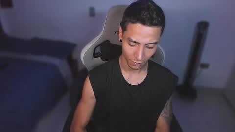 Snapshot of wexx_ chatting on 02/14/26, 04:20 wex online show from 02/14/26, 04:20