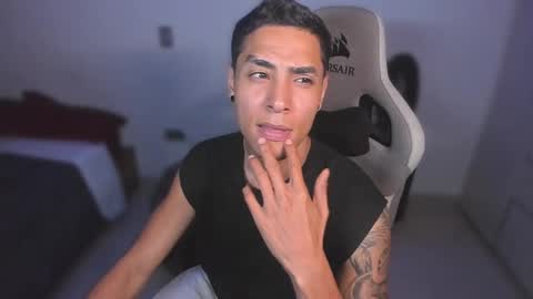 Snapshot of wexx_ chatting on 02/22/26, 04:13 wex online show from 02/22/26, 04:13