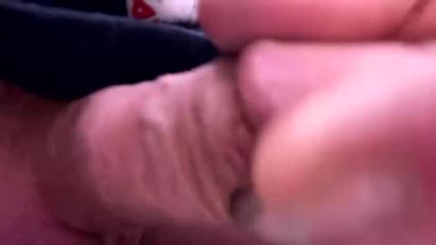 Snapshot of weyouandme chatting on 01/19/26, 01:09 Randy online show from 01/19/26, 01:09